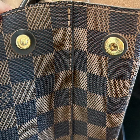 Authentic Louis Vuitton bag - Picture 7 of 11